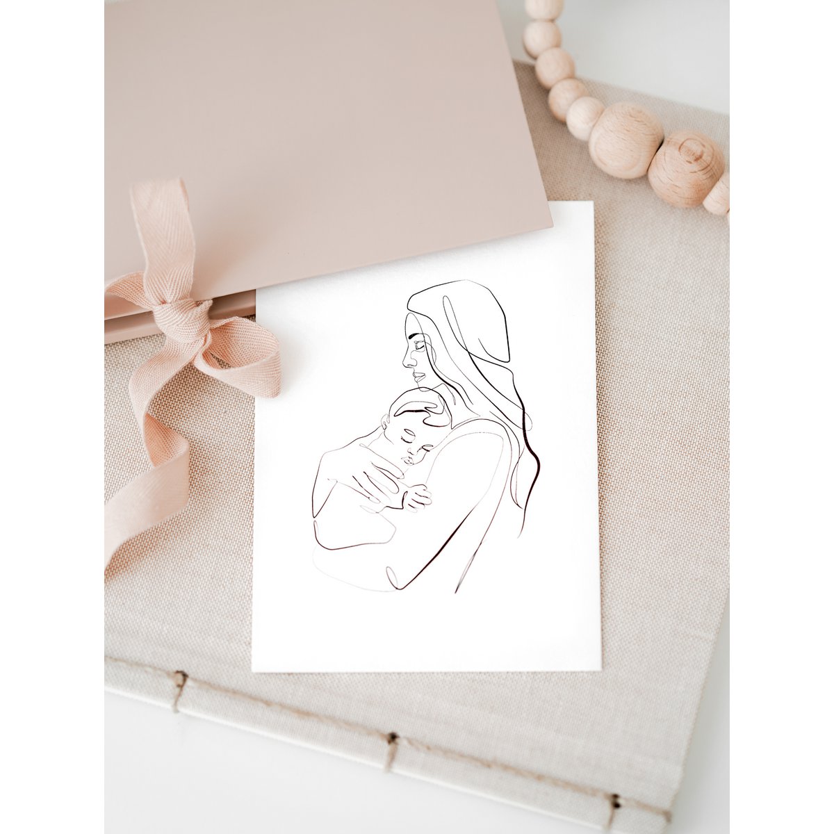 Postcard / mother-child card