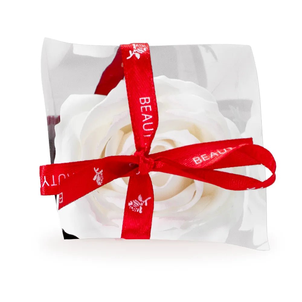 Rose de savon blanche