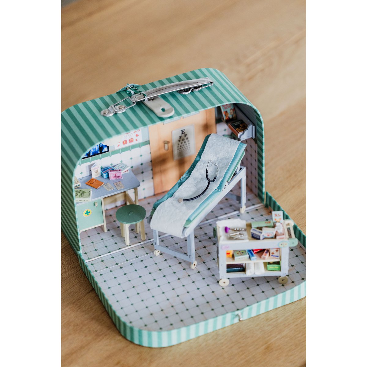 Mouse House To Go - Doctor's Room