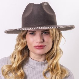 CAPPELLO IN FELTRO A TENDA LARGA - uncinetto