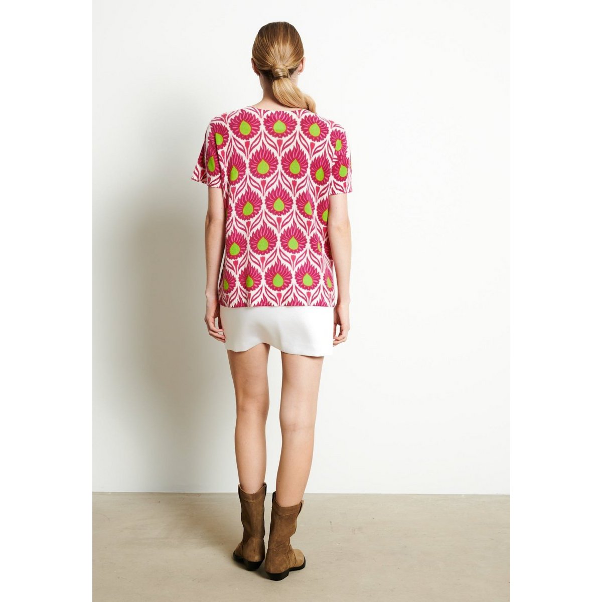 Ria 12 t-shirt stampa floreale in cashmere bianco ecru