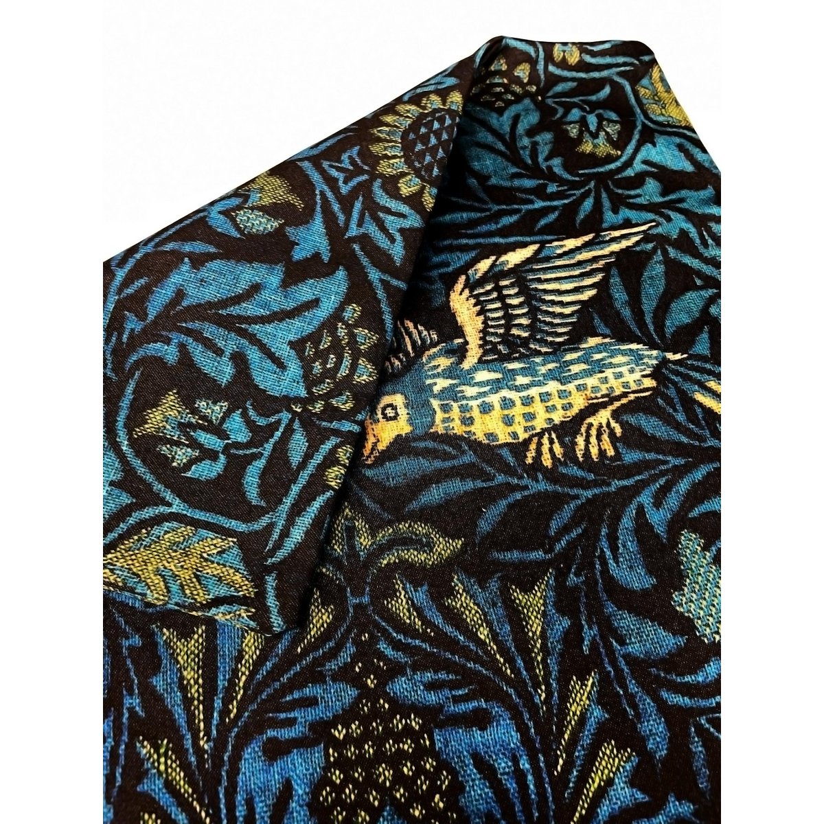 Poszewka na poduszkę z motywem roślinnym William Morris Moody w kolorze turkusowym | WIM014