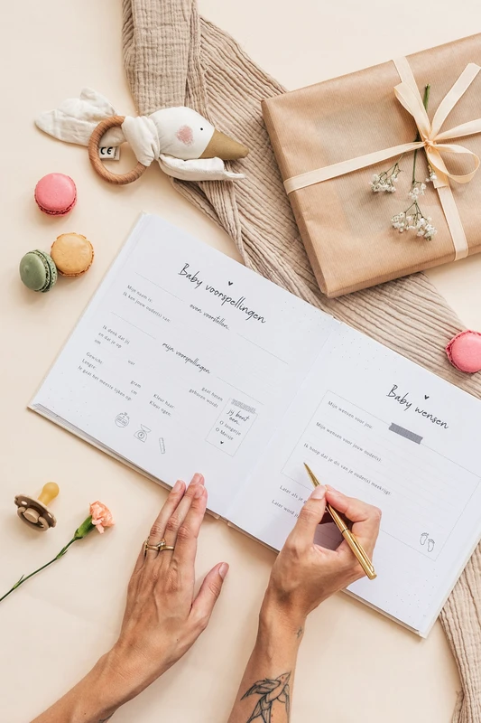 Fyllbooks Książka na baby shower – lniana taupe