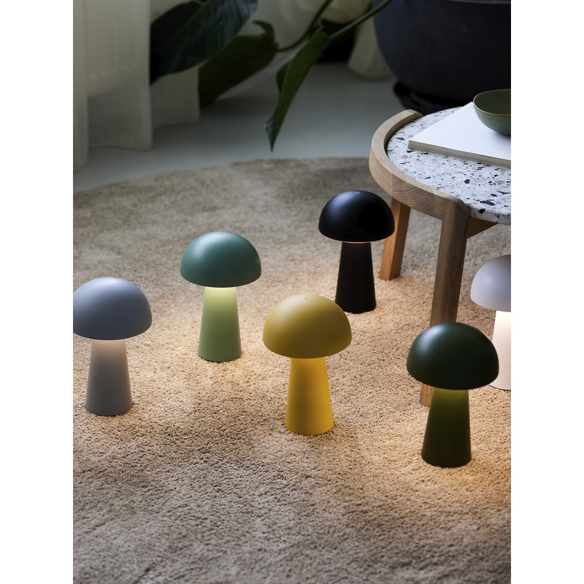 BORDLAMPE MOVE ME OLIVENGRØN