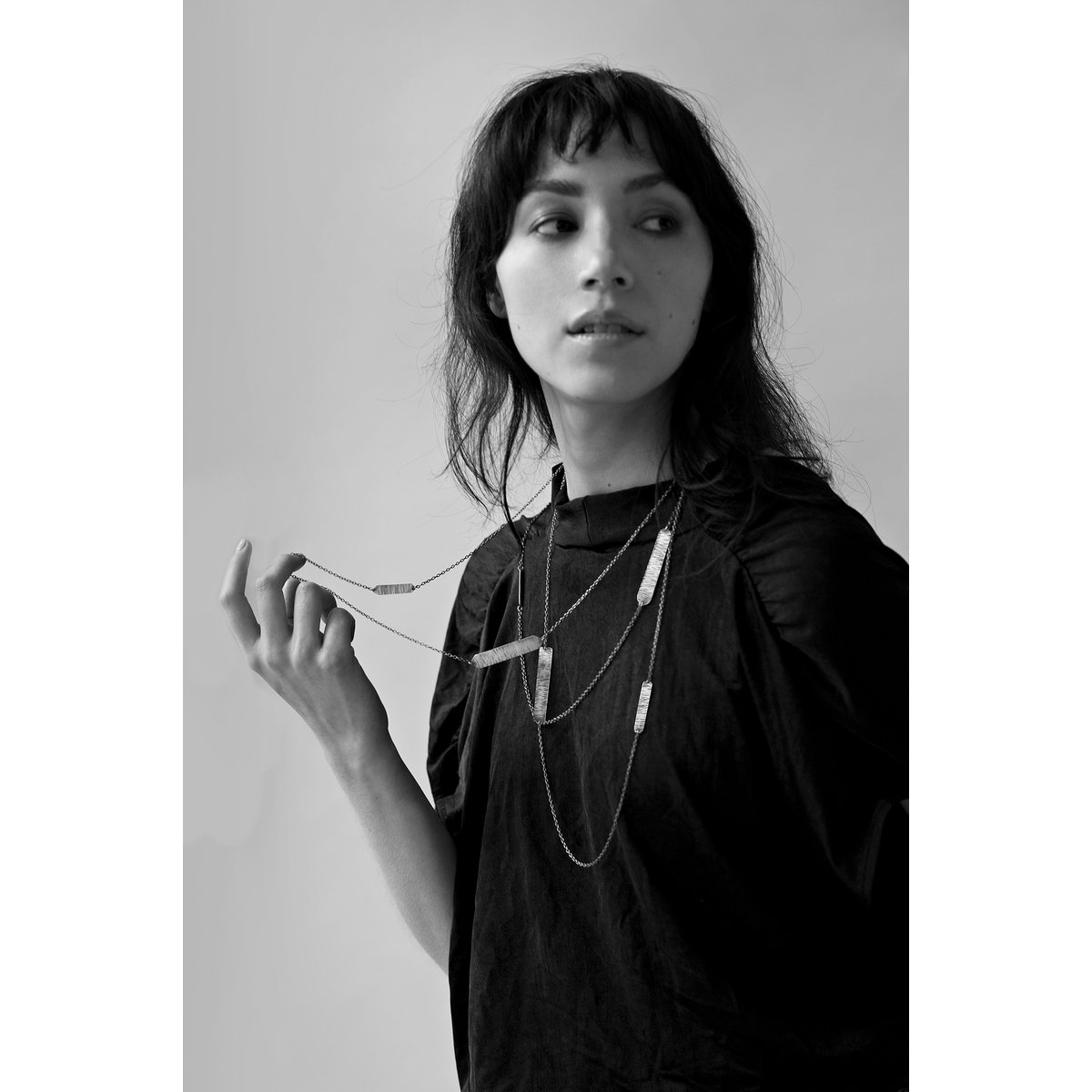 MATERIKA collar largo triangulo