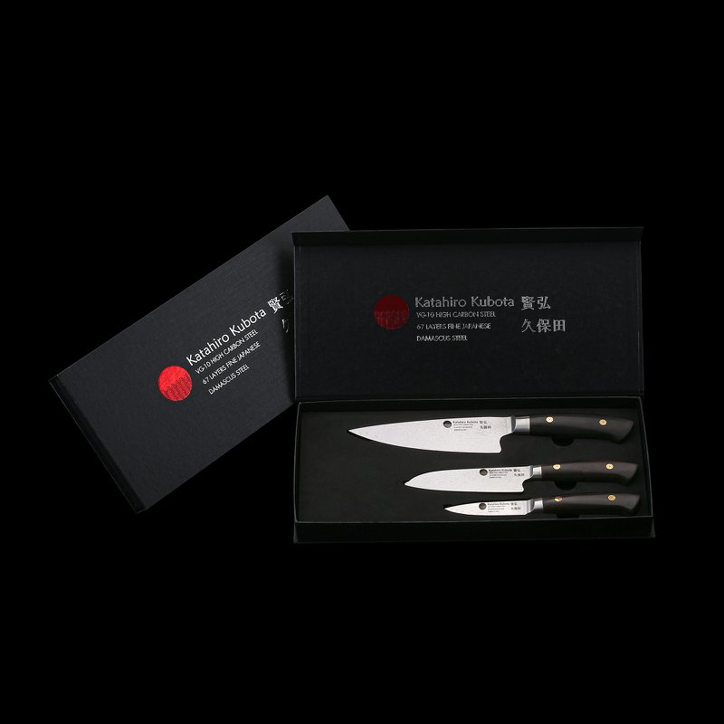 KATAHIRO KUBOTA Scythe 3pcs. Chef's/Santoku knife set made of damask and ebony handle