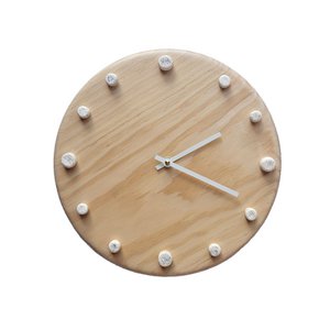 Handgemaakte Wandklok Hout & Keramiek - ⌀29cm | Gespikkeld wit