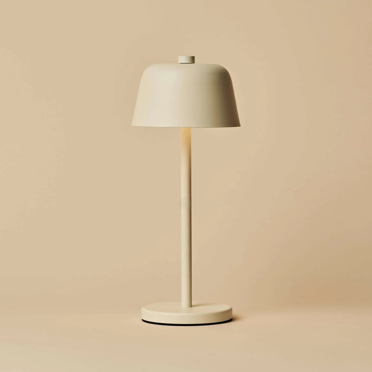 Lampe de table rechargeable Anton Vanille