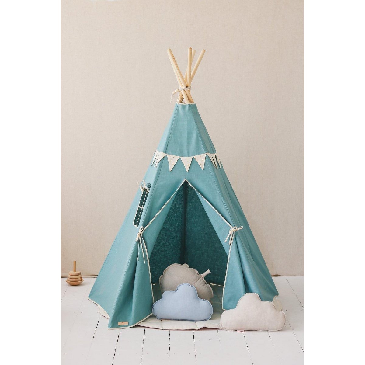 Tipi „Gold Star“ mit Girlande und Matten-Set