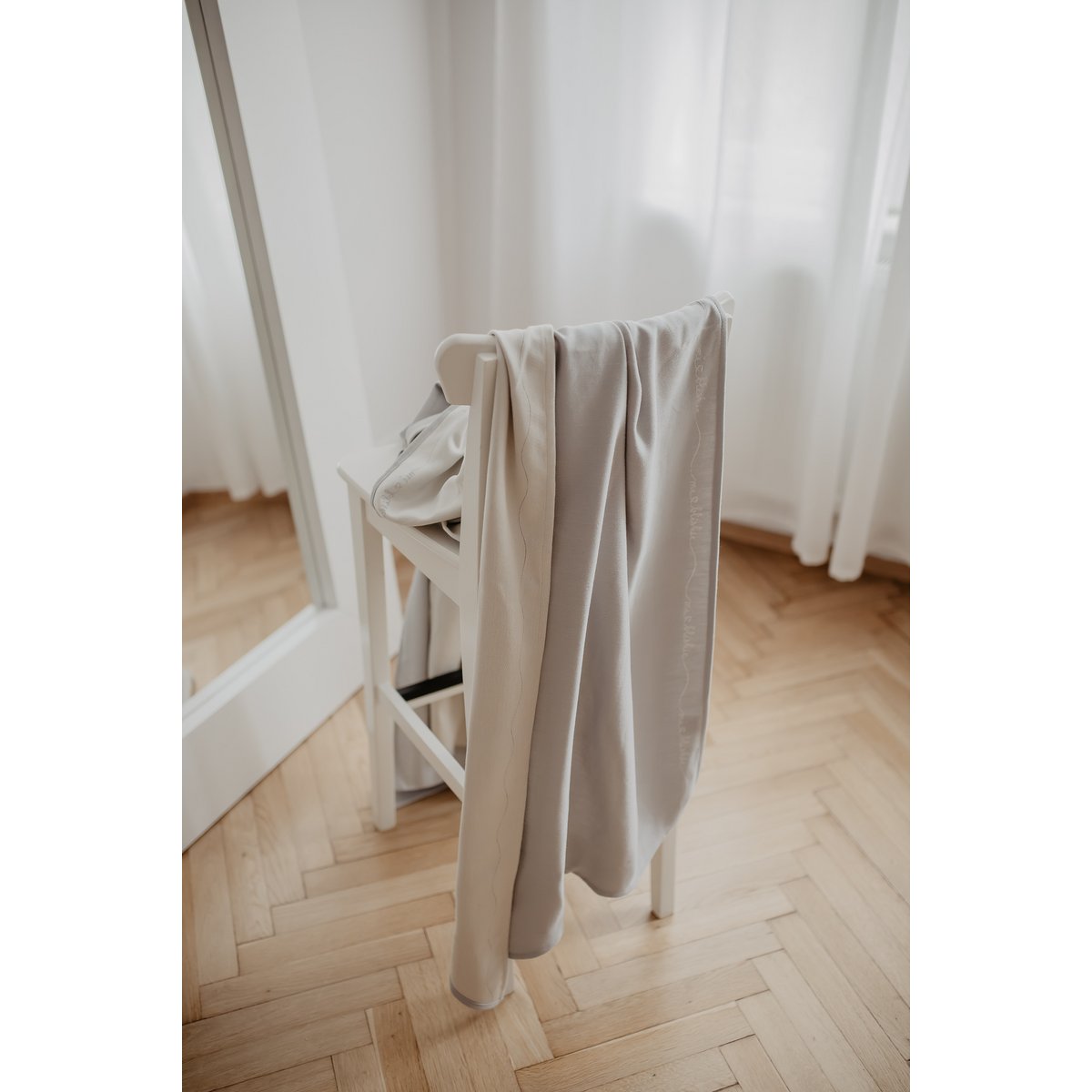 Eco Tragetuch aus Webstoff Grau Minimalist