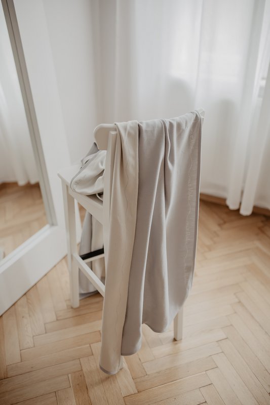 Eco Tragetuch aus Webstoff Grau Minimalist