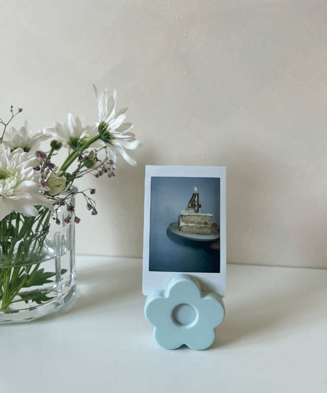 Poppy Photo Holder