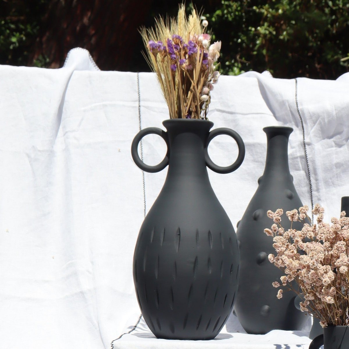 Die Arcila Vase - Matt Black