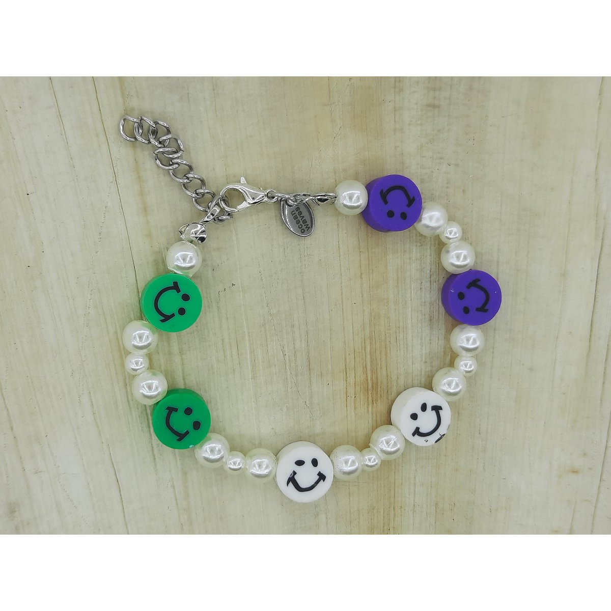 %23262 OW Children's smiley bracelet
