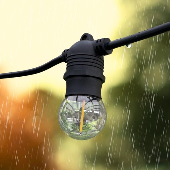 10 meter lysledning + 2 meter tilslutningskabel inklusive 10 LED-lamper