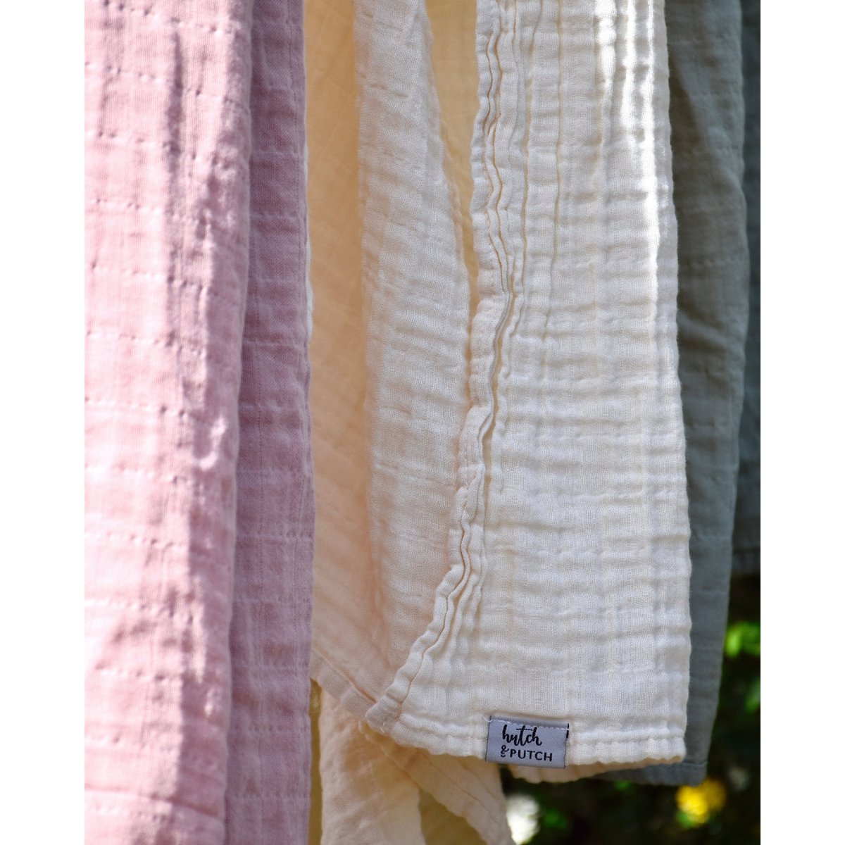 Mulltuch Bio-Baumwolle 120x120 cm • einfarbige Mulltücher • 3er-Set • Rosa/Salbeigrün/Cremeweiß