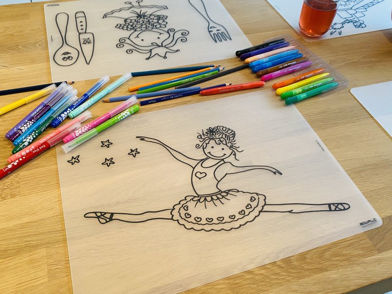 Recolorable placemat Ballerina