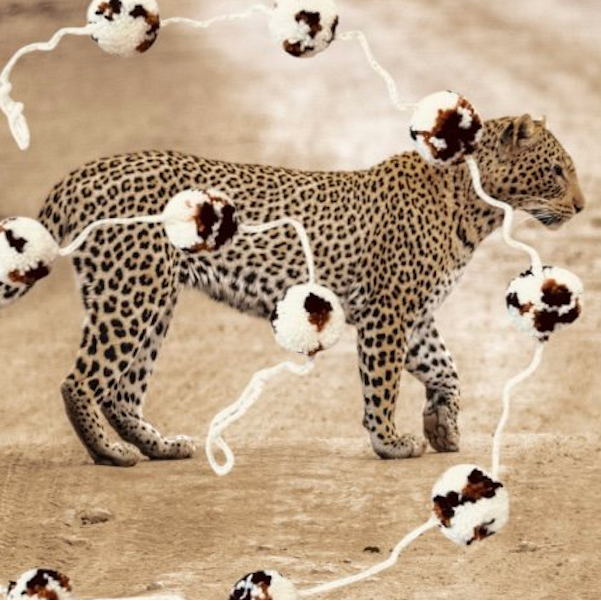 Luna-Leena garland pom pom leopard - L 2m - 100% soft wool - handmade in Nepal
