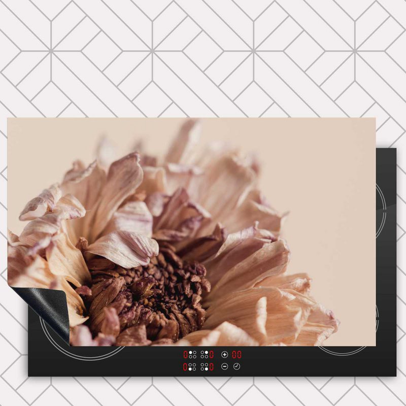 Induction protector - Dried chrysanthemum