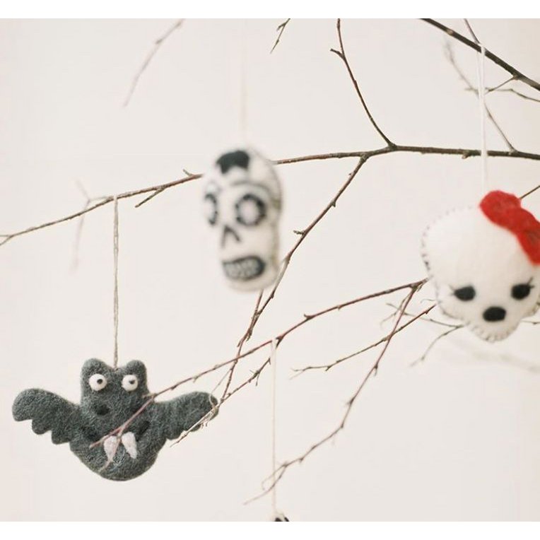 Ręcznie robiony filc Batty Halloween wisząca dekoracja!
