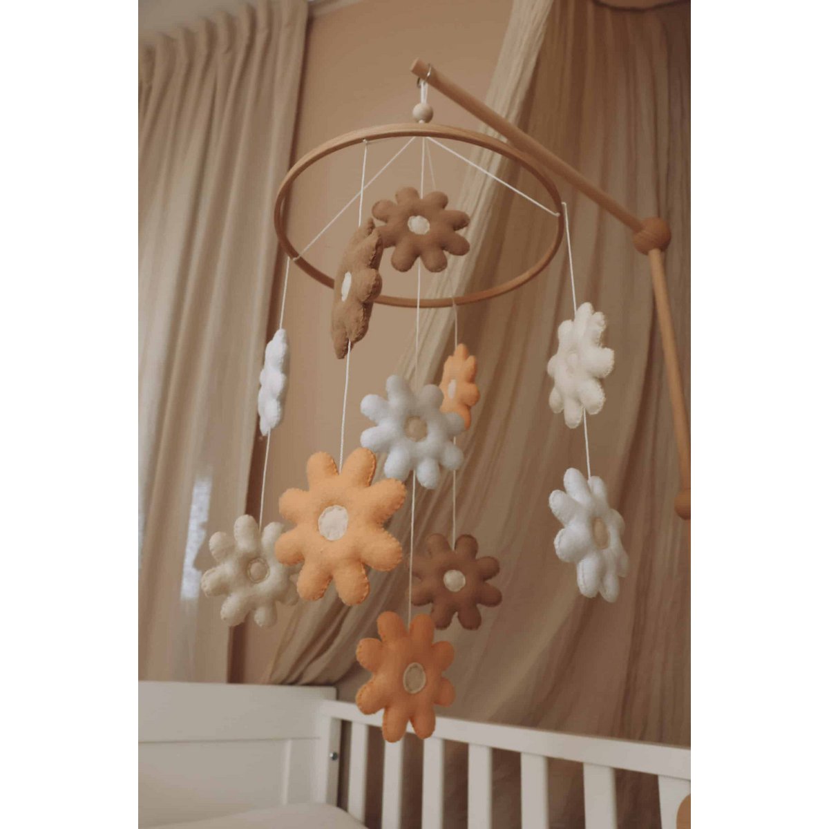 Handgemaakte Bloemen Muziekmobiel - Boxmobiel - Baby mobile - mobile wickeltisch
