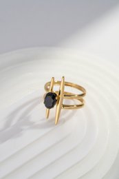 Bague Design Contemporain en Acier Inoxydable – Forme Géométrique & Cristal