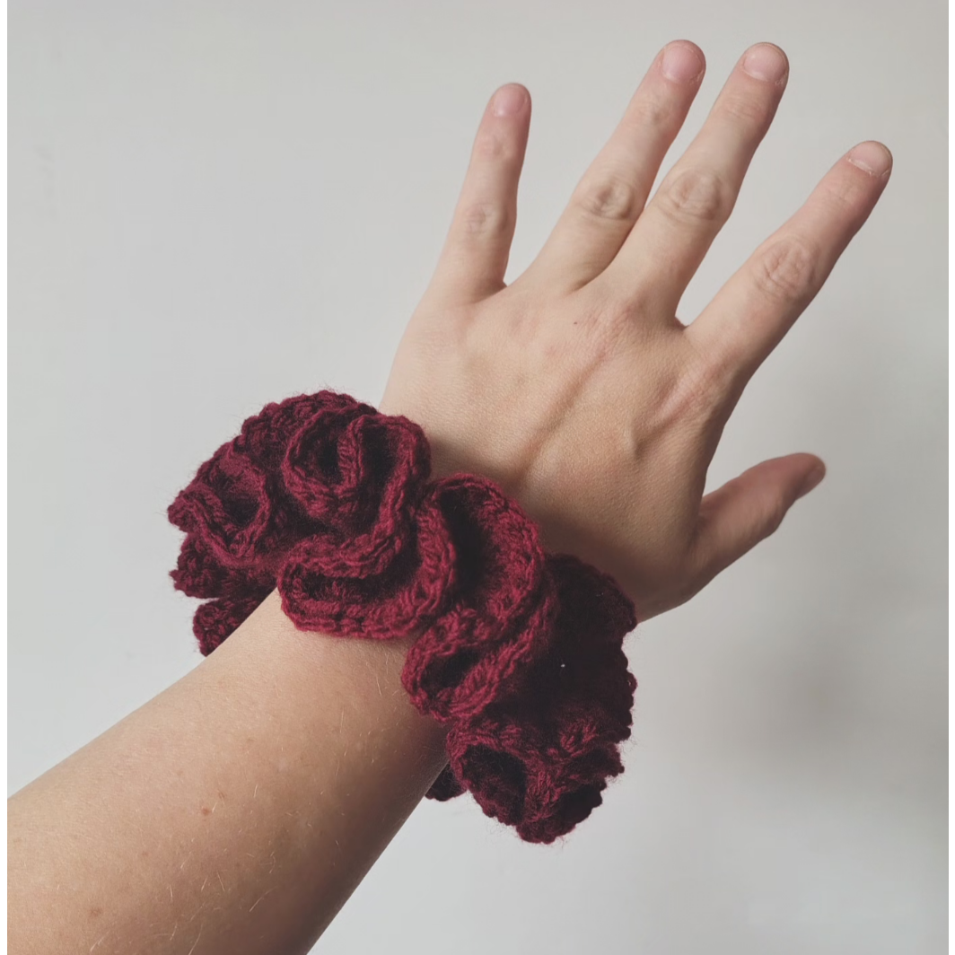 DIY Complete Package learning to crochet scrunchie