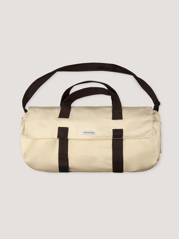 Form Sporttasche in Beige und Braun