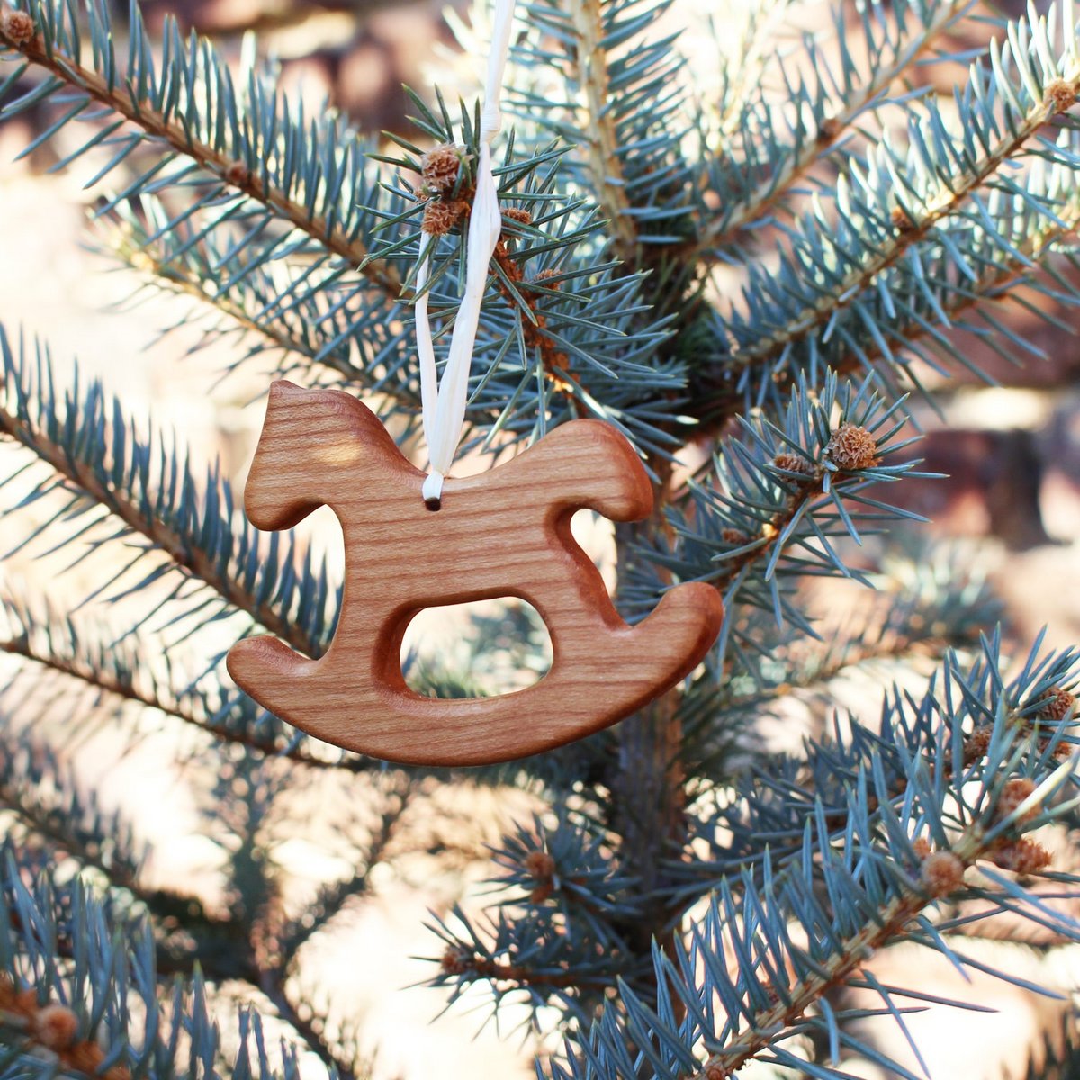Gift tag wooden rocking horse, Christmas tree