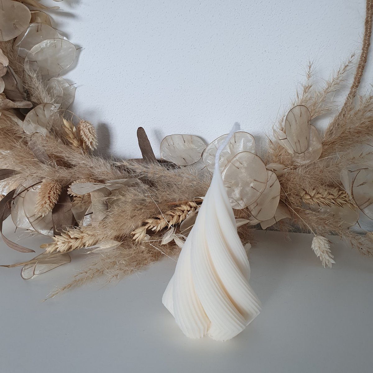 Swirl kerstboomkaars | Decoratieve kaars gemaakt van koolzaadwas | kaars | stompkaars | handgemaakt