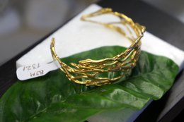Goldzweig-Armband, vergoldeter Sterlingsilberschmuck, Jasminzweig-Armband, handgemachtes Geschenk für sie, Geburtstagsgeschenk für Frauen