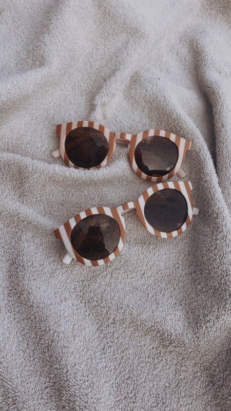 Kindersonnenbrille Streifen | Kinder Sonnenbrillen | Weiß-Orange | Rosa-Orange