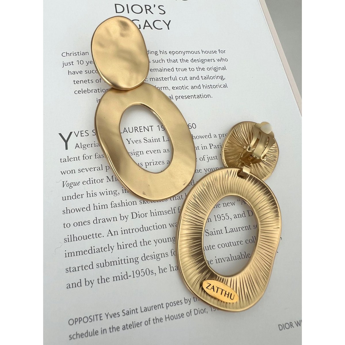 Boucles d'oreilles tendance Meij dorées