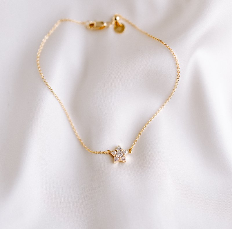 Liora Stern Collection x karolin.kus x linauisaa