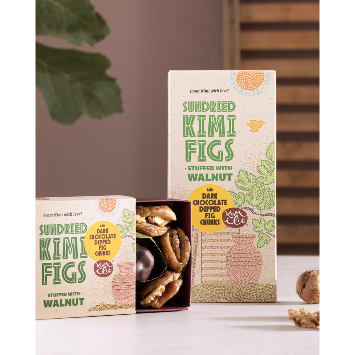 KUMILIO Premium Kími fig GIFT BOX filled with Nuts & dark Chocolate dipped 180g