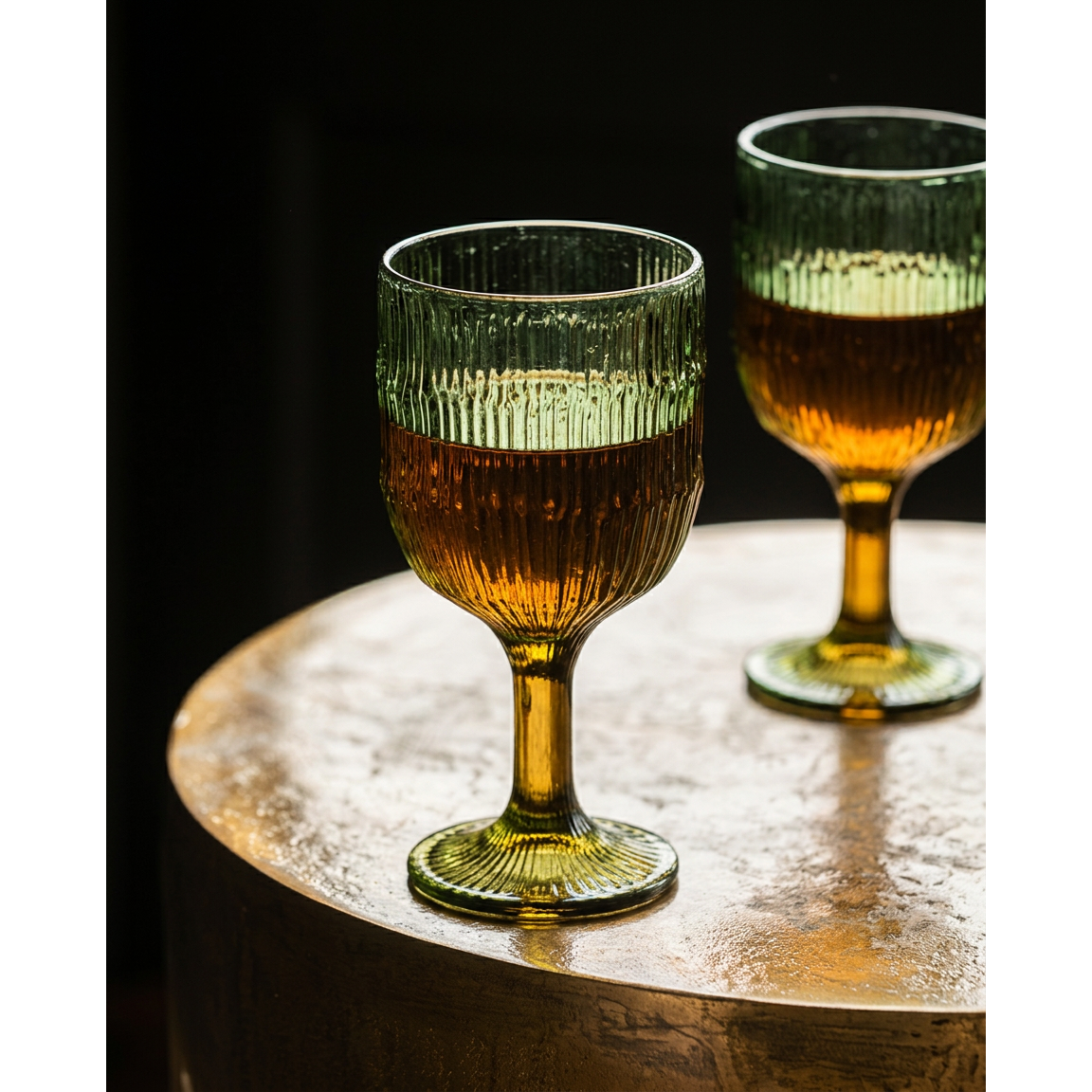 The Moss Ripple Wine Glass - Green