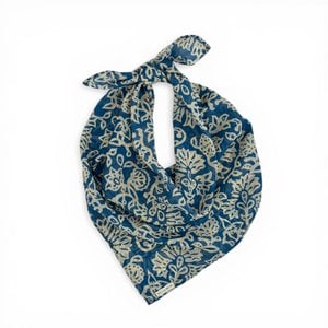 Scarf AKAY