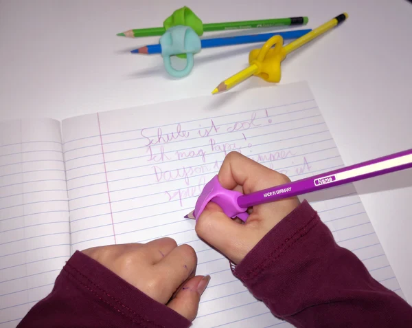 Ergonomische Schreibhilfe Verbesserung der Handschrift