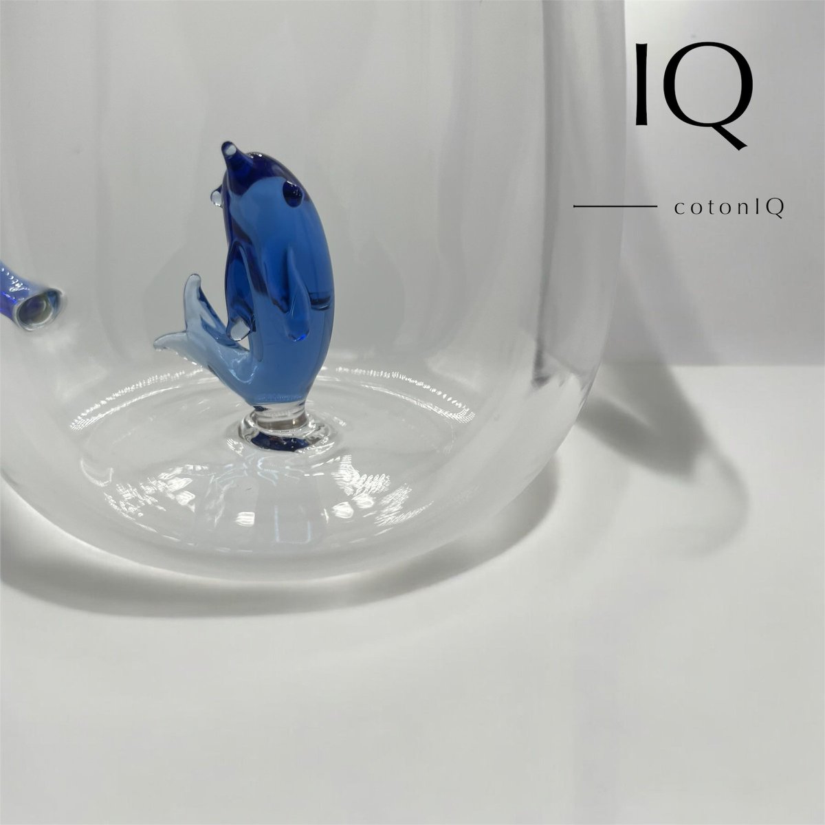 Glasskop med 3D-figur-dolfin-380 ml