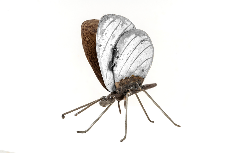ZIMBA-ARTS METAL WHITE BUTTERFLY STANDING