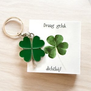 Key ring Wear Happiness Close