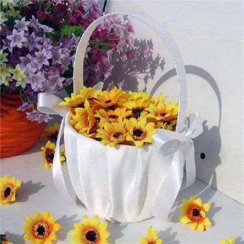 Hochzeitsblumenkorb für Blumenmädchen