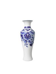 Vase slim flowers