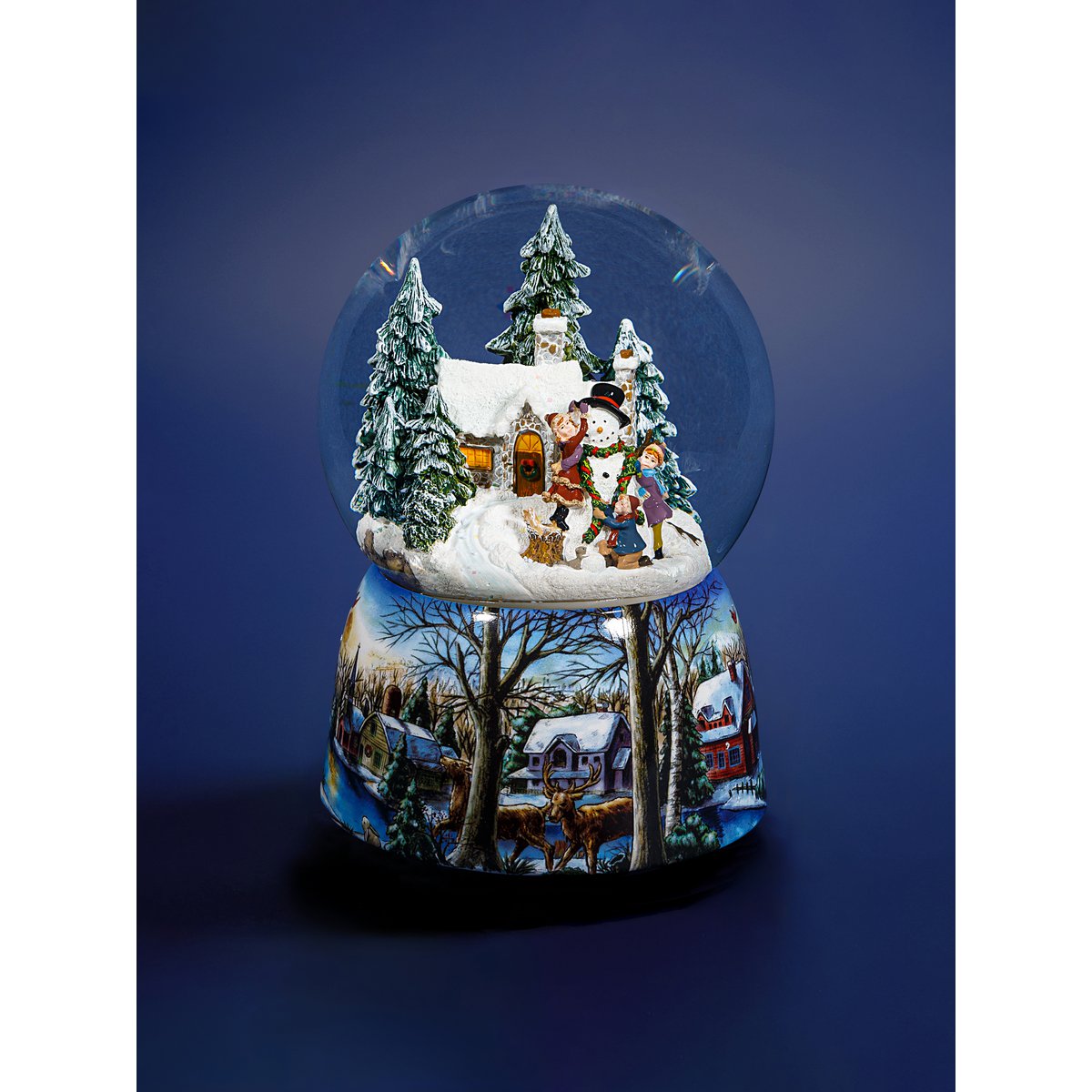 Weihnachtsschneekugel „Winterferien“ – Musikalische Schneekugel aus Glas, Dekoration und Weihnachtsgeschenk