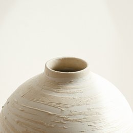 Hera Vase