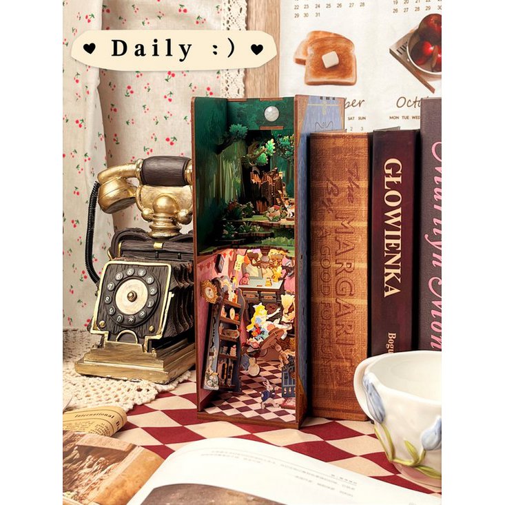 Tonecher, DIY Book Nook, Alice in Wonderland Bookend, TQ128, 18x8x24,5 cm