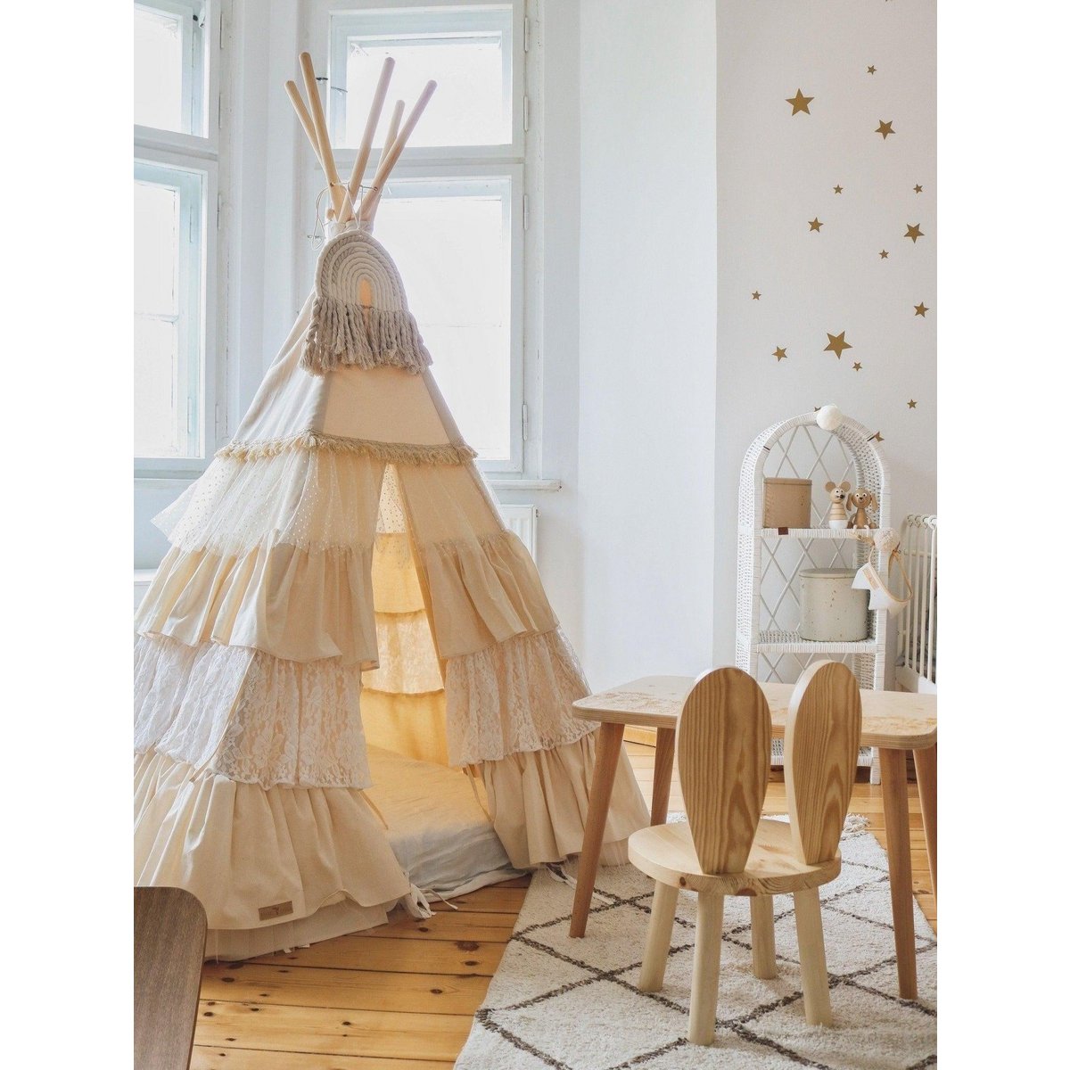 Set „Shabby Chic“ Tipi mit Rüschen und Blättermatte „Weiß“.