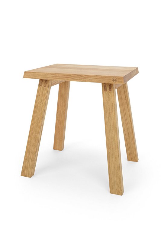 Eleganter Hocker »Fritz« aus Eichenholz