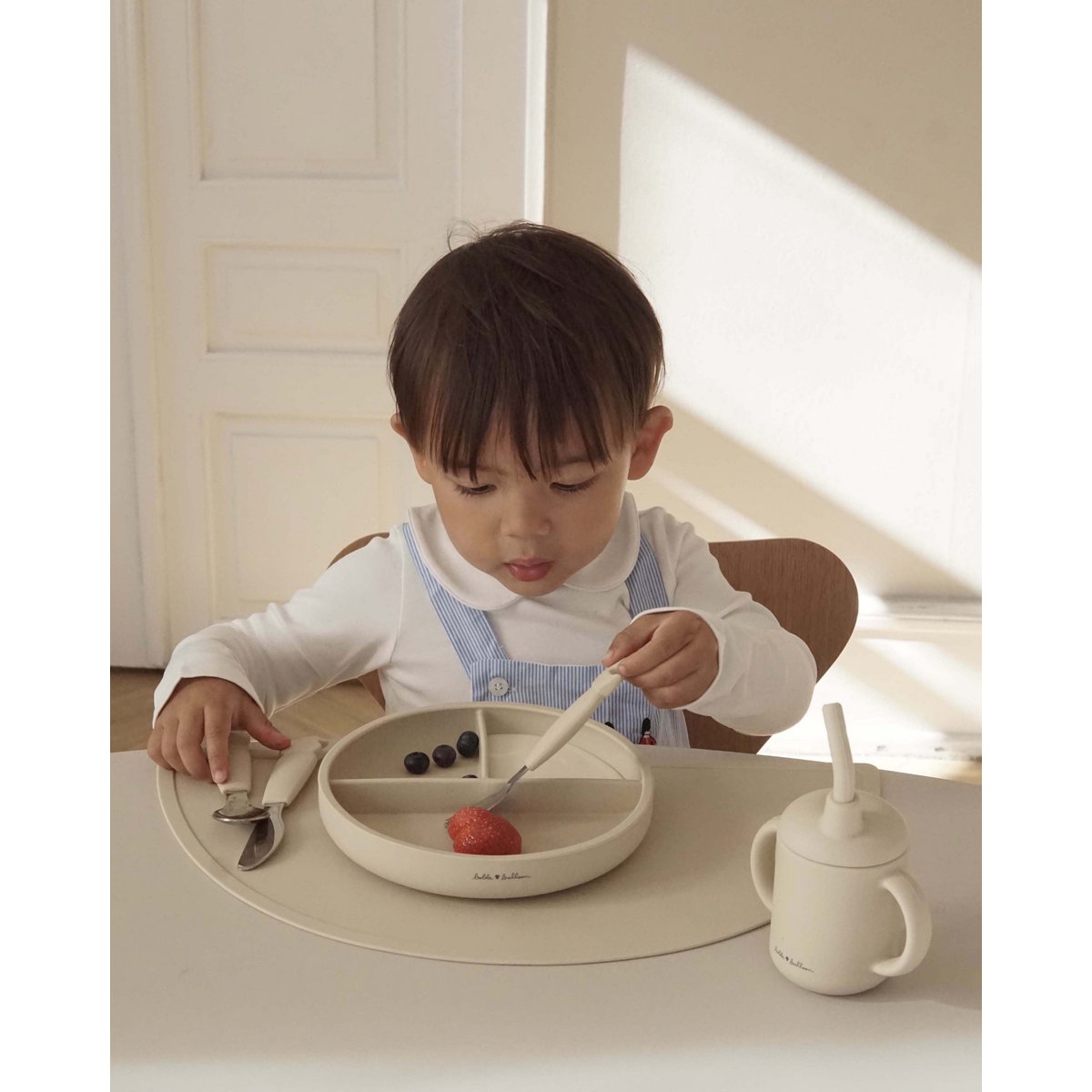 Silicone Divided Suction Plate - Oyster Beige