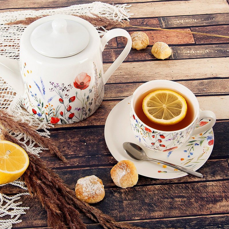 Tasse und Untertasse Porzellan weiße Mohn 260 ml